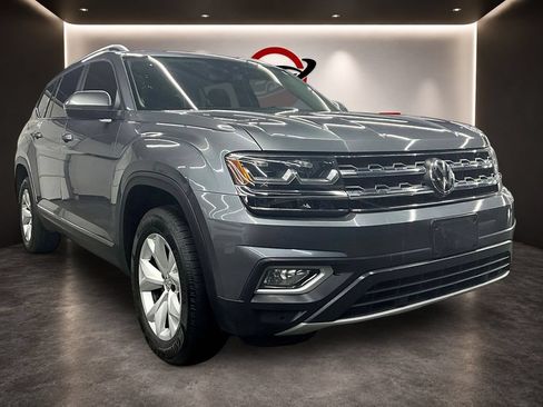 Used 2018 Volkswagen Atlas SEL FWD image 1
