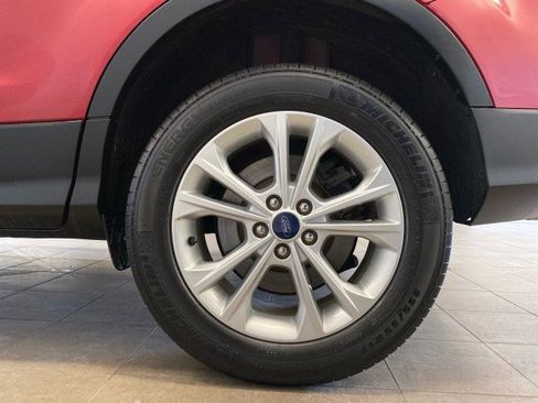 Used 2019 Ford Escape SE image 22