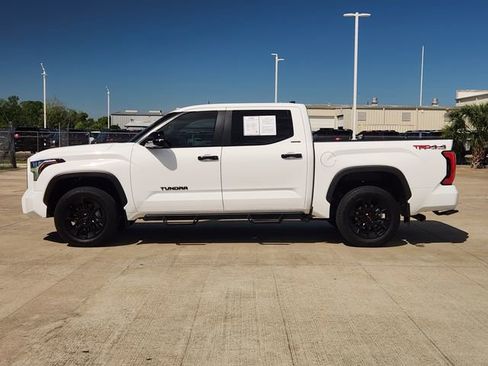 Used 2025 Toyota Tundra Limited w/ TRD Off-Road Package AWD/4WD image 4