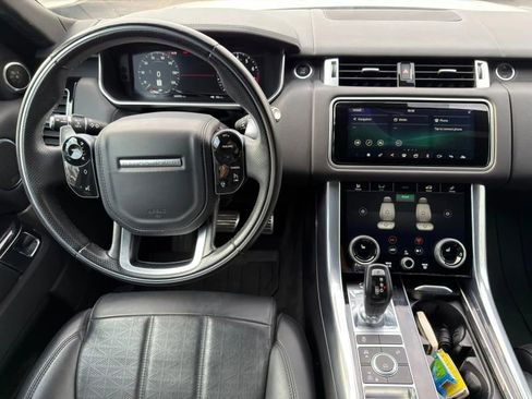 Used 2019 Land Rover Range Rover Sport HSE Dynamic image 18