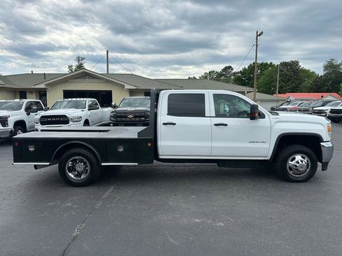Used 2016 GMC Sierra 3500 4x4 Crew Cab w/ Sierra Convenience Package image 4