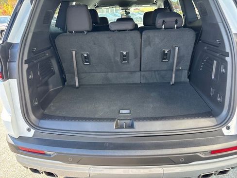 New 2026 GMC Acadia Elevation image 51