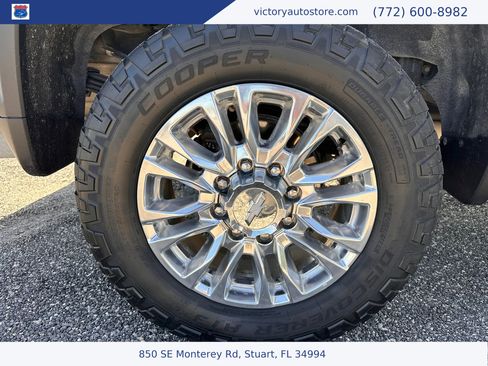 Used 2020 Chevrolet Silverado 3500 High Country w/ Technology Package AWD/4WD image 12