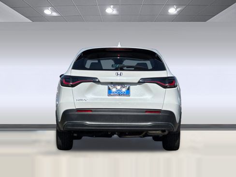 Used 2024 Honda HR-V LX image 10