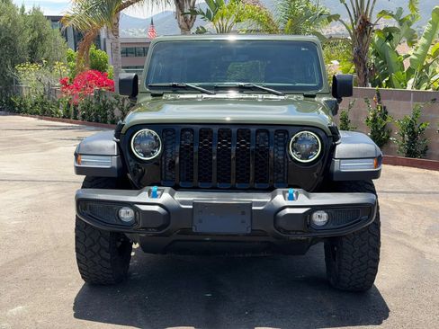 Used 2023 Jeep Wrangler Unlimited w/ Sun & Screen Package AWD/4WD image 2