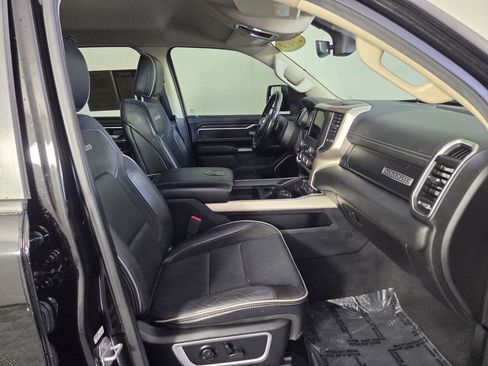 Used 2019 RAM 1500 Laramie RWD image 31
