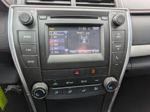 Used 2017 Toyota Camry SE FWD image 21