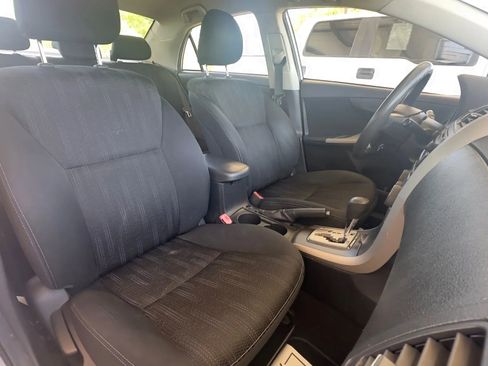 Used 2012 Toyota Corolla S image 28