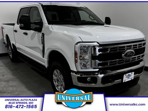 Used 2024 Ford F250 XLT AWD/4WD image 1