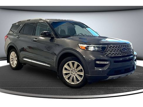 Used 2020 Ford Explorer Limited AWD/4WD image 2