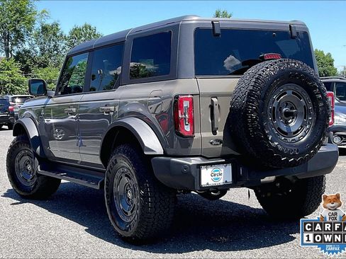 Used 2025 Ford Bronco Outer Banks w/ Sasquatch Package AWD/4WD image 12