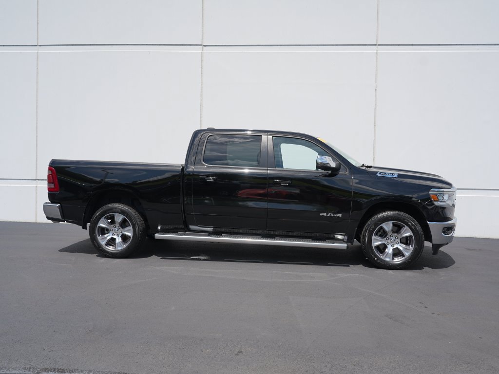 Used 2023 RAM 1500 Laramie AWD/4WD image 2
