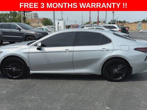 Used 2024 Toyota Camry XSE FWD image 5