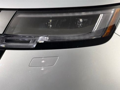 Used 2023 Land Rover Range Rover SE AWD/4WD image 12