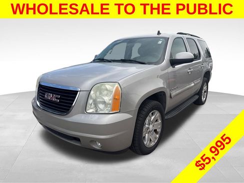 Used 2007 GMC Yukon SLE AWD/4WD image 2