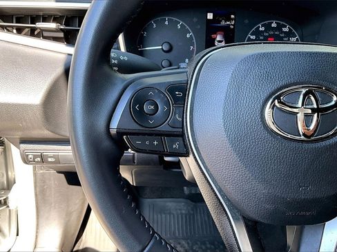 Used 2024 Toyota Corolla SE image 10