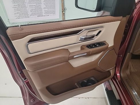 Used 2021 RAM 1500 Laramie image 11