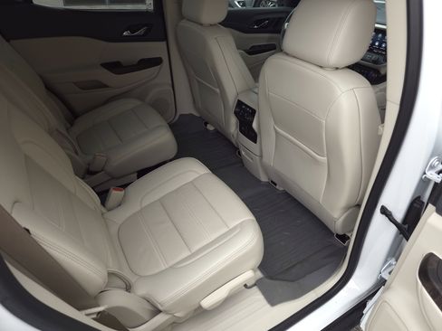 Used 2023 GMC Acadia Denali w/ Denali Ultimate Package image 42