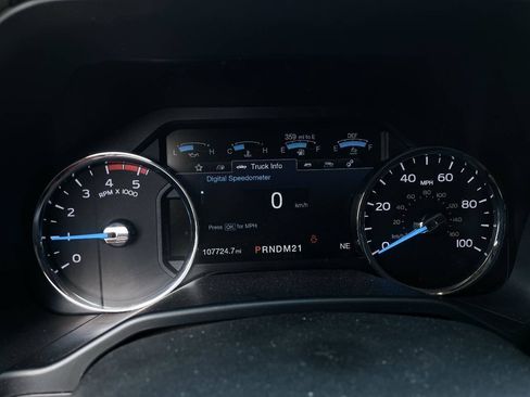 Used 2017 Ford F250 Lariat w/ Lariat Ultimate Package AWD/4WD image 17