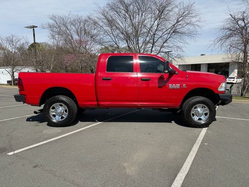 Used 2017 RAM 2500 Tradesman w/ Chrome Appearance Group image 9