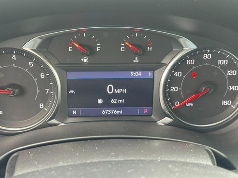 Used 2023 GMC Terrain SLT image 22