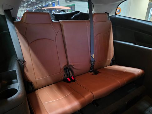 Used 2016 Chevrolet Traverse LTZ image 26