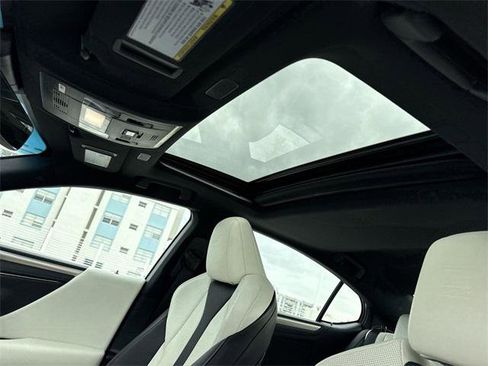 Certified 2023 Lexus ES 350 F Sport image 22