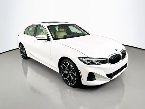 Used 2025 BMW 330i 330i w/ Premium Package image 3