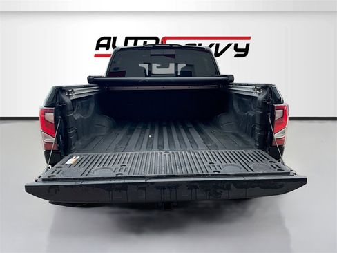 Used 2024 Nissan Titan PRO-4X w/ Pro-4x Convenience Package image 26