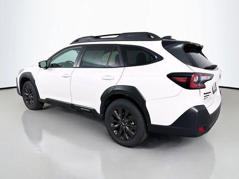 Used 2025 Subaru Outback Onyx Edition AWD/4WD image 6