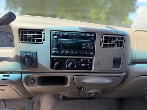 Used 2003 Ford F250 Lariat AWD/4WD image 15