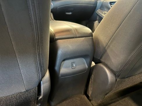 Used 2024 Nissan Sentra SV image 22