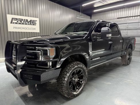 Used 2021 Ford F250 Platinum w/ FX4 Off-Road Package AWD/4WD image 1
