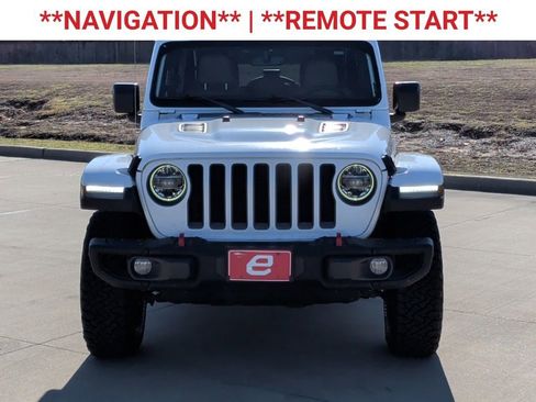 Used 2018 Jeep Wrangler Unlimited Rubicon image 2