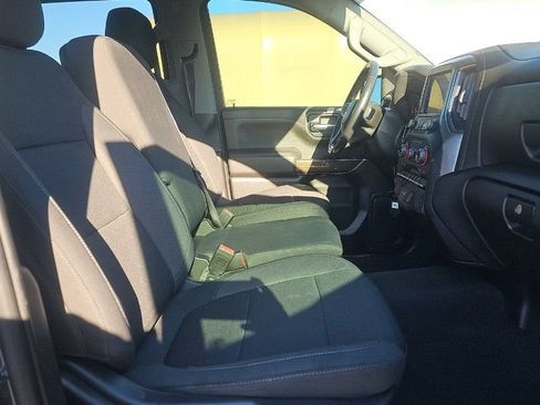 Used 2022 Chevrolet Silverado 1500 RST RWD image 7