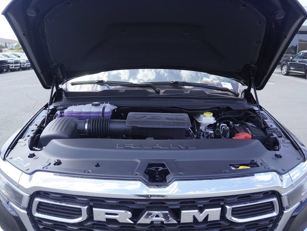 New 2026 RAM 1500 Big Horn AWD/4WD image 36