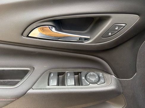 Used 2024 Chevrolet Equinox RS AWD/4WD image 14
