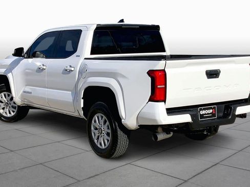 Used 2024 Toyota Tacoma SR5 image 12