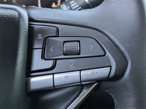 New 2025 Cadillac XT6 Luxury image 27