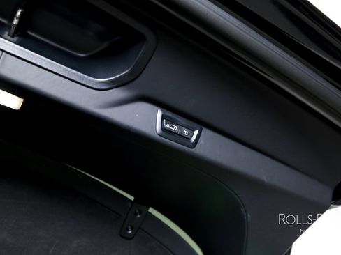 Used 2022 Rolls-Royce Cullinan image 26