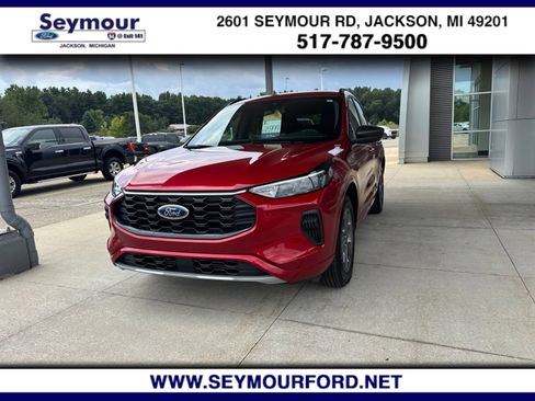 Certified 2024 Ford Escape ST-Line w/ Tech Pack #1 AWD/4WD image 1