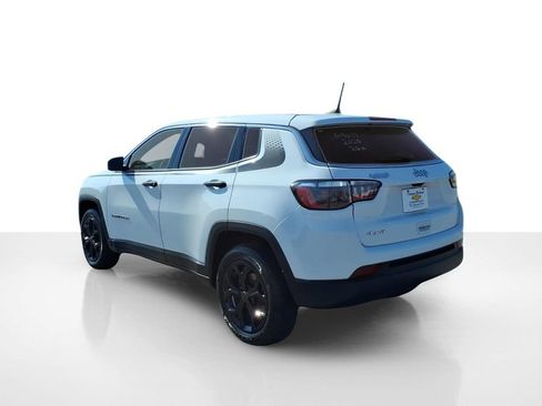 Used 2025 Jeep Compass Sport w/ Mopar Graphics Package AWD/4WD image 25