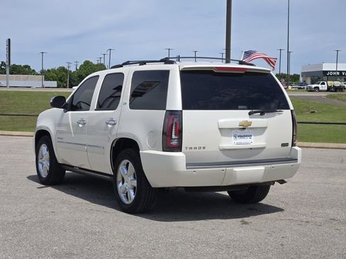 Used 2013 Chevrolet Tahoe LTZ RWD image 5