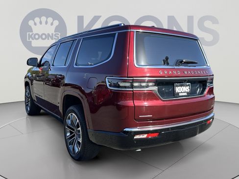 Used 2022 Jeep Grand Wagoneer Series III w/ Rear Seat Video Group 1 AWD/4WD image 8