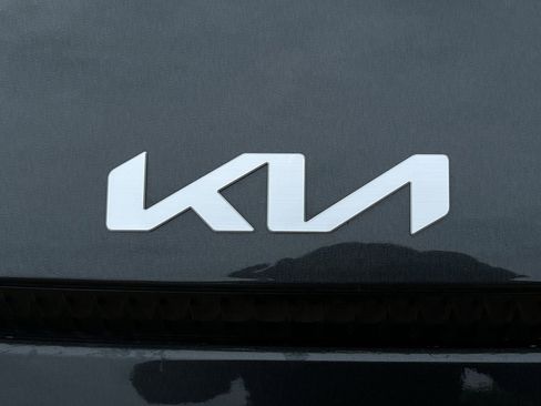 Used 2024 Kia EV6 Light AWD/4WD image 20