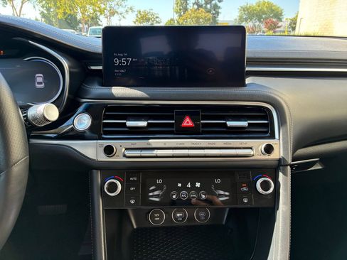Used 2026 Genesis G70 2.5T RWD image 17