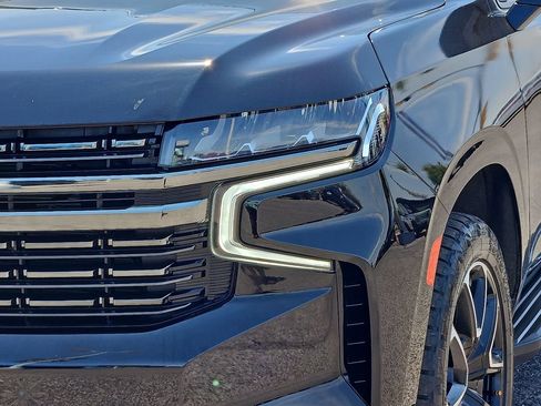 Used 2022 Chevrolet Tahoe RST w/ Sport Performance Package AWD/4WD image 7