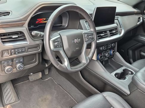 Used 2022 Chevrolet Suburban Z71 AWD/4WD image 11