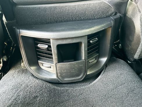 Used 2024 RAM 2500 Big Horn AWD/4WD image 4