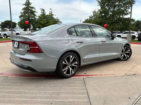 Used 2025 Volvo S60 B5 Core AWD/4WD image 6